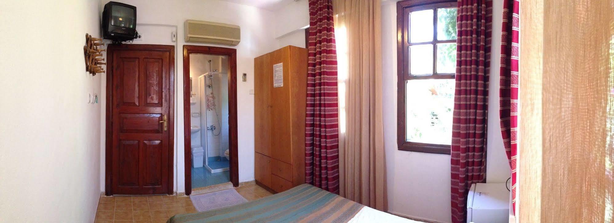 Sabah Pansiyon Antalya Exterior foto